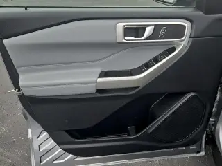 Ford Explorer 2022 AWD XLT 4dr SUV