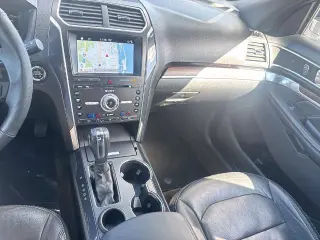 Ford Explorer 2018 Limited 4dr SUV