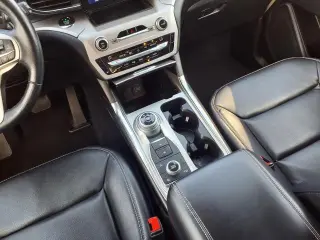 Ford Explorer 2020 4x4 XLT 4p SUV