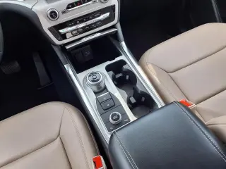 Ford Explorer 2023 AWD XLT 4dr SUV