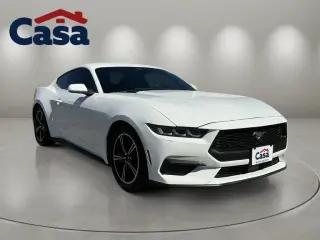 Ford Mustang 2024 EcoBoost 2d Fastback