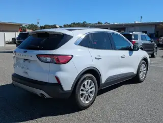 Ford Escape 2022 SE 4dr SUV