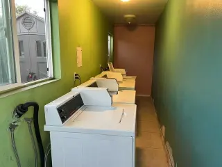 South Gate 2 Bed 1 Bath $2,500