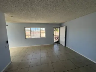 South Gate 2 Bed 1 Bath $2,500