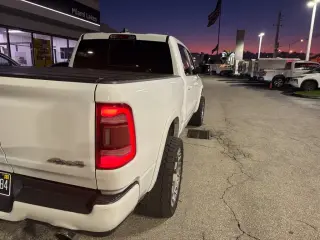 Ram 1500 2021 4x4 Laramie 4dr Crew Cab 6.4 ft. SB Pickup