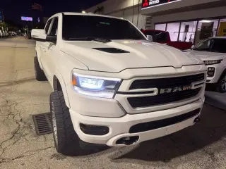 Ram 1500 2021 4x4 Laramie 4dr Crew Cab 6.4 ft. SB Pickup