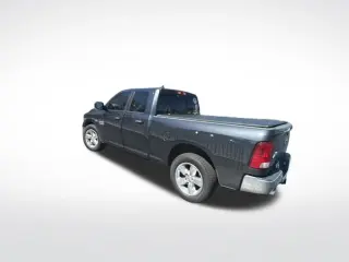 Ram 1500 2017 4x2 SLT 4dr Quad Cab 6.3 ft. SB Pickup