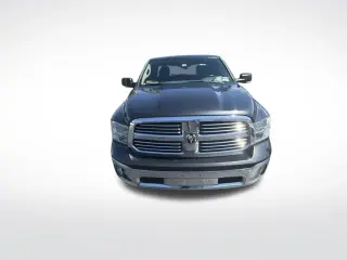 Ram 1500 2017 4x2 SLT 4dr Quad Cab 6.3 ft. SB Pickup