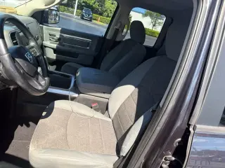 Ram 1500 2017 4x2 SLT 4dr Quad Cab 6.3 ft. SB Pickup