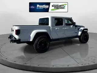 Jeep Gladiator 2022 4x4 Overland 4dr Crew Cab 5.0 ft. SB