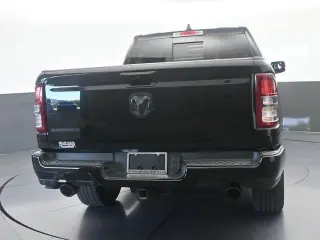 Ram 1500 2021 4x2 Big Horn 4dr Crew Cab 5.6 ft. SB Pickup
