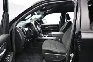 Ram 1500 2021 4x2 Big Horn 4dr Crew Cab 5.6 ft. SB Pickup