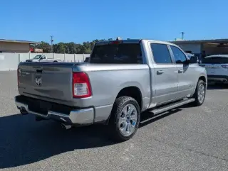 Ram 1500 2022 4x2 Big Horn 4dr Crew Cab 5.6 ft. SB Pickup