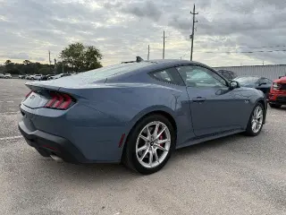 Ford Mustang 2024 GT Premium Fastback de 2 puertas