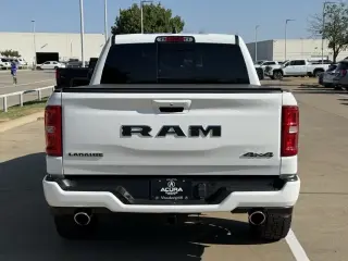 Ram 1500 2025 4x4 Laramie 4p Puerta Camioneta Cabina Doble Extra Corta 5.6 ft. CB