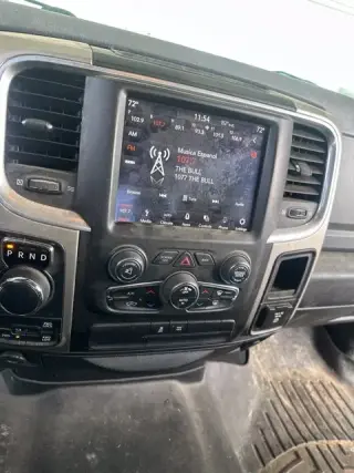 Ram 1500 Classic 2019 4x4 Warlock 4dr Crew Cab 5.5 ft. SB Pickup