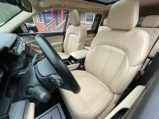 Jeep Grand Cherokee L 2021 4x2 Limited 4dr SUV