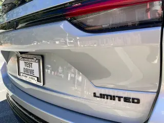 Jeep Grand Cherokee 2023 4x2 Limited 4dr SUV