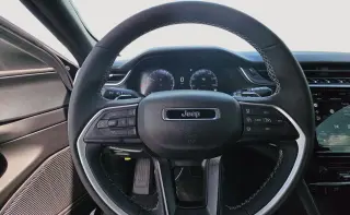 Jeep Grand Cherokee 2025 4x2 Laredo X SUV 4 puertas