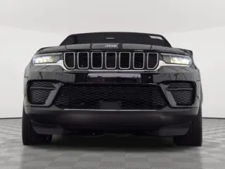Jeep Grand Cherokee 2025 4x2 Laredo X SUV 4 puertas