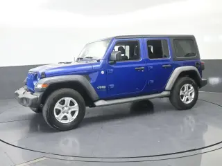 Jeep Wrangler Unlimited 2018 4x4 Sport 4p SUV (lanzamiento a mitad de año)