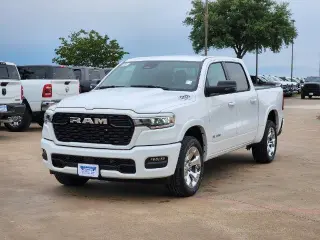 Ram 1500 2025 4x2 Big Horn 4p Puerta de Tripulacion Crew Cab 5.6 ft. SB Pickup