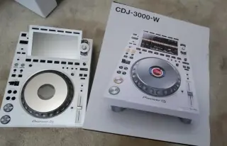 Pioneer CDJ-3000 Multi-Player