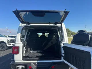 Jeep Wrangler 2025 4x4 Rubicon SUV de 4 puertas
