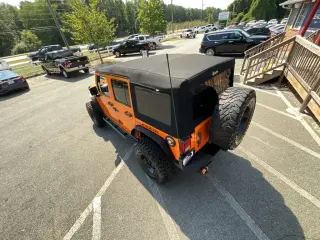 Jeep Wrangler Unlimited 2012 4x4 Sahara 4dr SUV