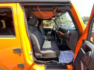 Jeep Wrangler Unlimited 2012 4x4 Sahara 4dr SUV