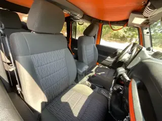 Jeep Wrangler Unlimited 2012 4x4 Sahara 4dr SUV