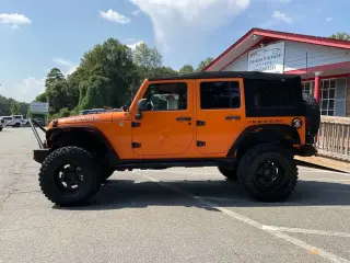 Jeep Wrangler Unlimited 2012 4x4 Sahara 4dr SUV