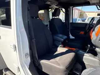Jeep Wrangler Unlimited 2016 4x4 Sport SUV de 4 puertas