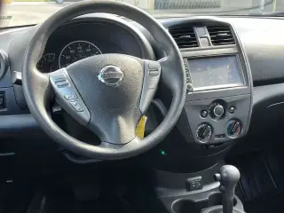 Nissan Versa 2019 S 4dr Sedán