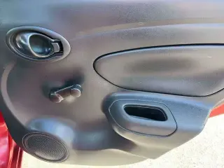 Nissan Versa 2019 S 4dr Sedán
