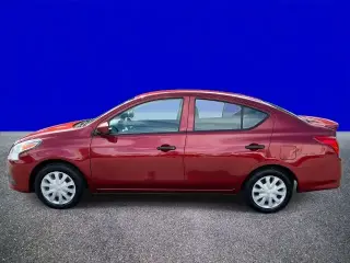 Nissan Versa 2019 S 4dr Sedán