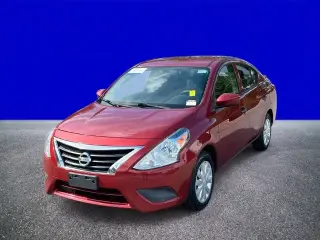 Nissan Versa 2019 S 4dr Sedán