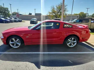 Ford Mustang 2008 GT Deluxe 2d Fastback