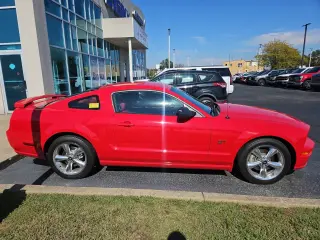 Ford Mustang 2008 GT Deluxe 2d Fastback
