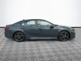 Toyota Camry 2025 SE 4dr Sedan