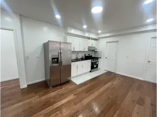 2 CUARTOS Y 1 BAÑO/ OZONE PARK
