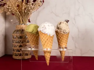 Velvet Scoop
