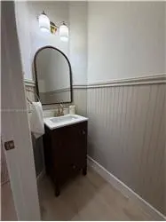 Propiedad de alquiler con 3 dormitorios y 2.5 baños en Pembroke Pines