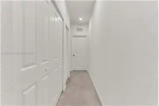 Propiedad de alquiler con 3 dormitorios y 2.5 baños en Pembroke Pines