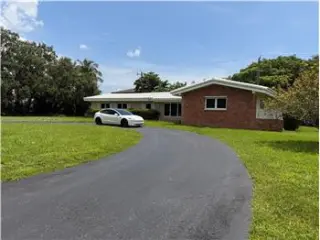 Propiedad de alquiler con 4 dormitorios y 3 baños en Miami