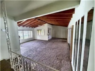 Propiedad de alquiler con 4 dormitorios y 3 baños en Miami