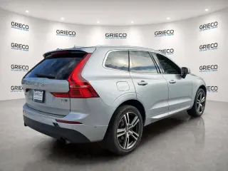 Volvo XC60 2018 AWD T5 Momentum SUV de 4 puertas