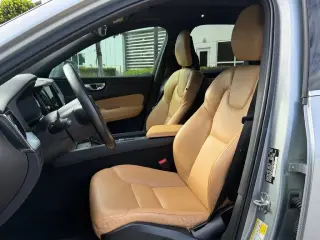 Volvo XC60 2018 AWD T5 Momentum SUV de 4 puertas