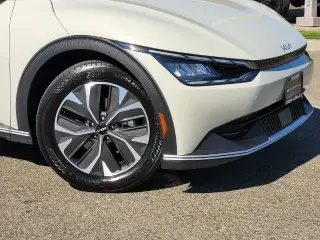 Kia EV6 2024 Crossover de 4 puertas Light