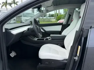 Tesla Model Y 2022 AWD Performance 4 puertas Crossover